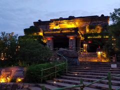 -茅山东方盐湖城景区