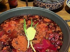 -旧街市鲜货老火锅(大光路店)