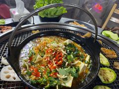 -小辣椒汤锅烧烤(温泉南街店)