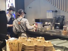 -瑞幸咖啡(写意创意中心店)