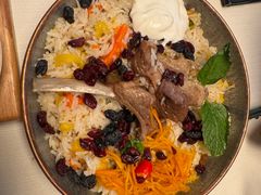 招牌酸奶手抓饭-龟兹KUCINA·新疆菜(前滩L+PLAZA店)