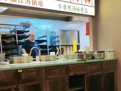 -红九格老火锅(三峡广场店)