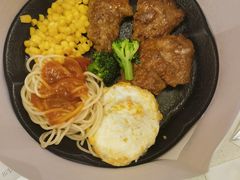 -东方豪客牛排意面披萨(玉函银座店)