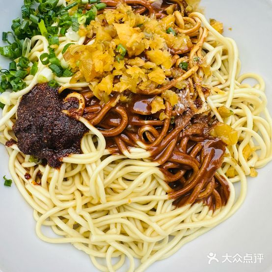 三毛热干面馆