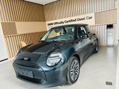 -上海宝信宝马4S店