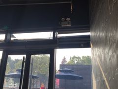 店面-巴黎贝甜(卫清西路店)