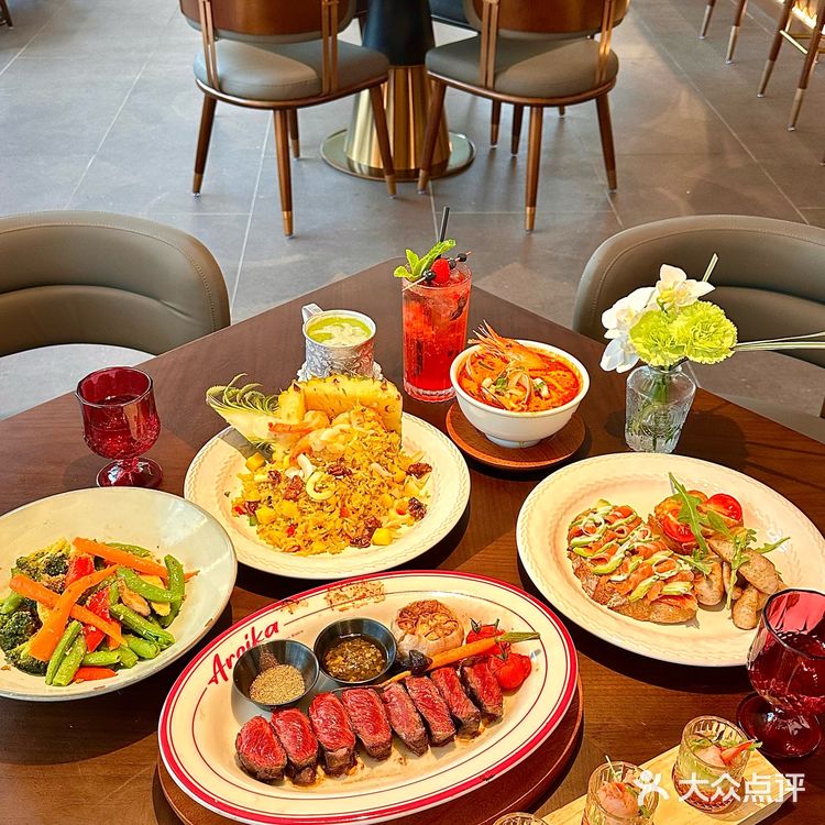 正中我心巴的东南亚风融合料理🍹