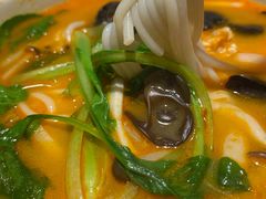菇菌米线-云海肴·汽锅鸡·云南菜(高德置地店)