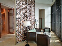 -珠海瑞吉酒店游泳池