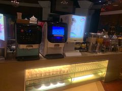 -荣誉国际酒店-云顶旋转餐厅