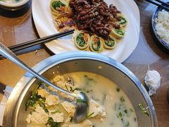 -95号酱骨·一块豆腐(展春园西路店)