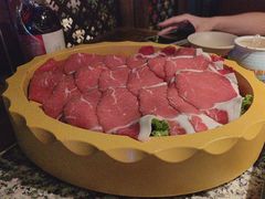 -老牌坊云南鱼豆花火锅(哈西万达店)