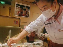 -海底捞火锅(宝龙广场夜宵主题店)