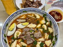 -天发芽·何记葫芦头泡馍·传统小吃(报恩寺街店)