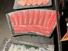 -新哥老官·畅吃123·美蛙世界(苏宁广场店)