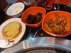 -袁小二大东北铁锅炖(吉祥村总部)