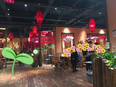 -老滇山寨•云南特色菜•地方菜•民族风情歌舞表演(金碧店)