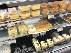 -白玉兰食品(中山公园龙之梦店)