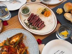 -Mark&Mars Restaurant