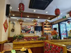 -靠山屯东北铁锅炖(东北菜，古美西路店)