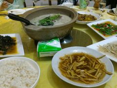 -天目湖刘老四农庄