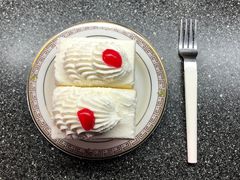 -红宝石·鲜奶小方·海派西点房(南丹店)