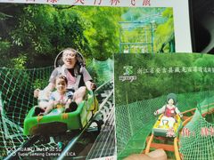 -藏龙百瀑风景区