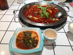 -蛙一刀·麻椒鱼火锅(金仙桥店)