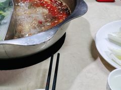 -歪小孩山野鲜货火锅店(银河名座店)