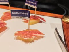 -钱小奴海鲜自助黑金店(杭州滨江龙湖店)