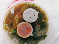 -聚笼鲜美食(凤凰街店)