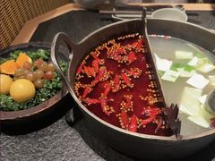 -三出山火锅(南京万象天地店)