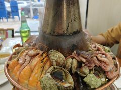 -一口猪海鲜浑锅·东北家常菜