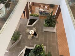 -上海宝宁宝马4S店