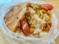 -梁阿婆廿年老牌扣肉糯米饭