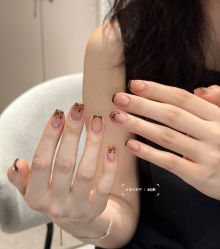 -赢韵美甲美睫瑞士净斑中心
