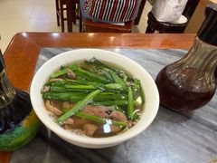 牛三星-竹园竹升面(西关总店)