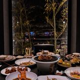 可以看到江景的餐厅🍴照片给我拍起来