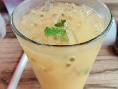 百香果冰绿茶-MAAN COFFEE(金桥店)