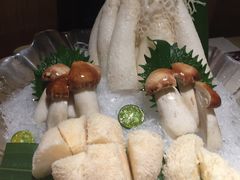 -余欢领鲜火锅(新街口店)