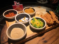 -挂旗柴锅鸡(蚌山区嘉年华店)