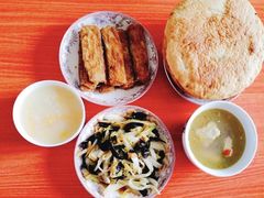 -爱月宝月嫂·育儿嫂(哈尔滨总店)