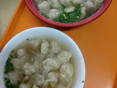 -张阿三馄饨店