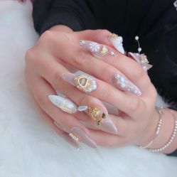 -Pink You美甲美睫纹绣定制中心