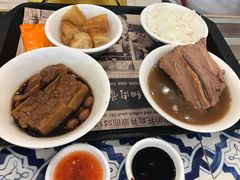 -黄亚细肉骨茶(仰光路店)