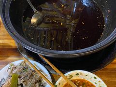 -金海椒罐罐鲢鱼(东方桂苑店)