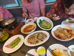 酸菜炒软饼-东哥紫阳蒸盆子(旺座·现代城店)