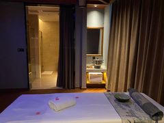 -金色春天.美颜康体纯正SPA(黄泥磅店)