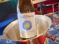 -Brut Eatery Wine Bar & Restaurant (建国东路店)