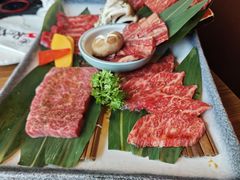 -炼火烤肉店